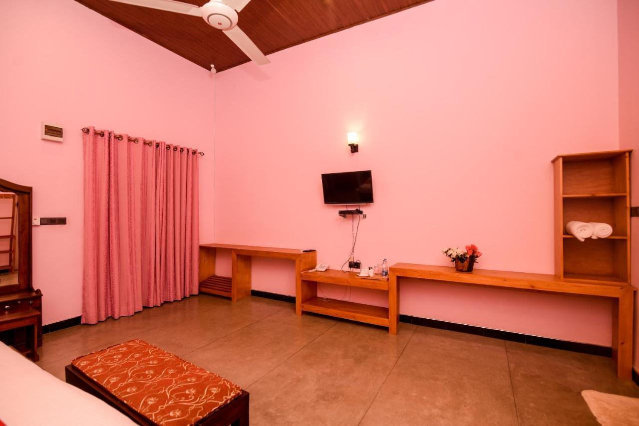 Man Mountain Villa Matale Ngoại thất bức ảnh